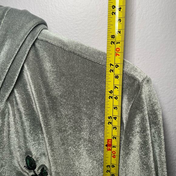 NWT POL Women's size Large Gray Velvet Valeur Embroidered Rose Hoodie Sweatshirt - Picture 8 of 10